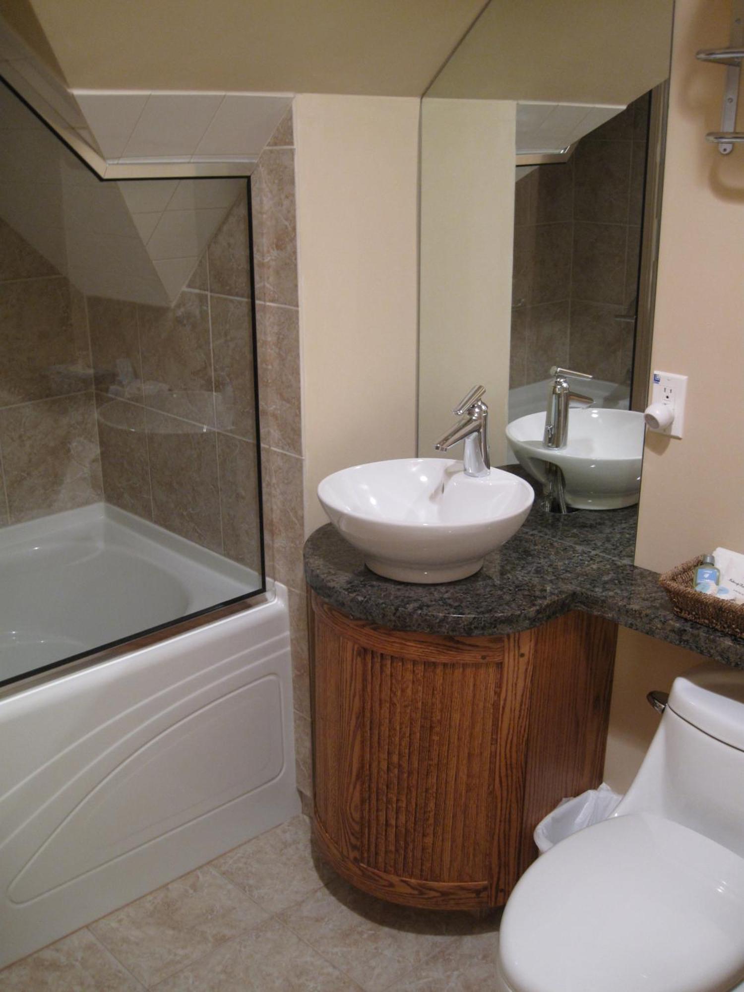 Genelle House B&B Guest House Екстер'єр фото